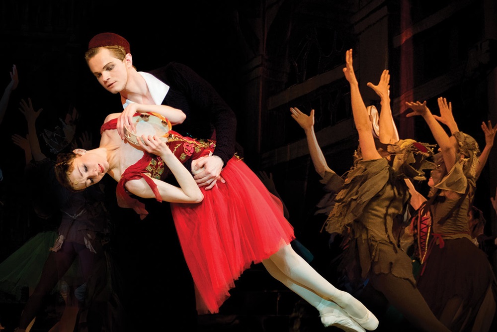 Купить билеты на спектакль Эсмеральда в Кремлевский Дворец Купить билеты на спектакль Эсмеральда в Кремлевский Дворец