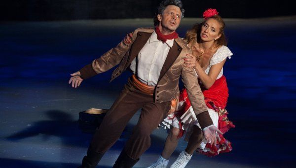 Мировая премьера ледового мюзикла "Кармен" в Сочи прошла с аншлагом